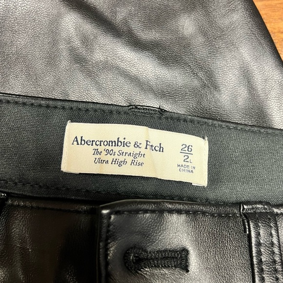 Abercrombie Vegan Leather Pants - Picture 4 of 4